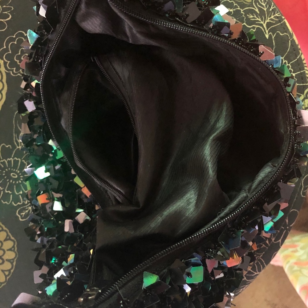 Purse - Picture 3 of 3